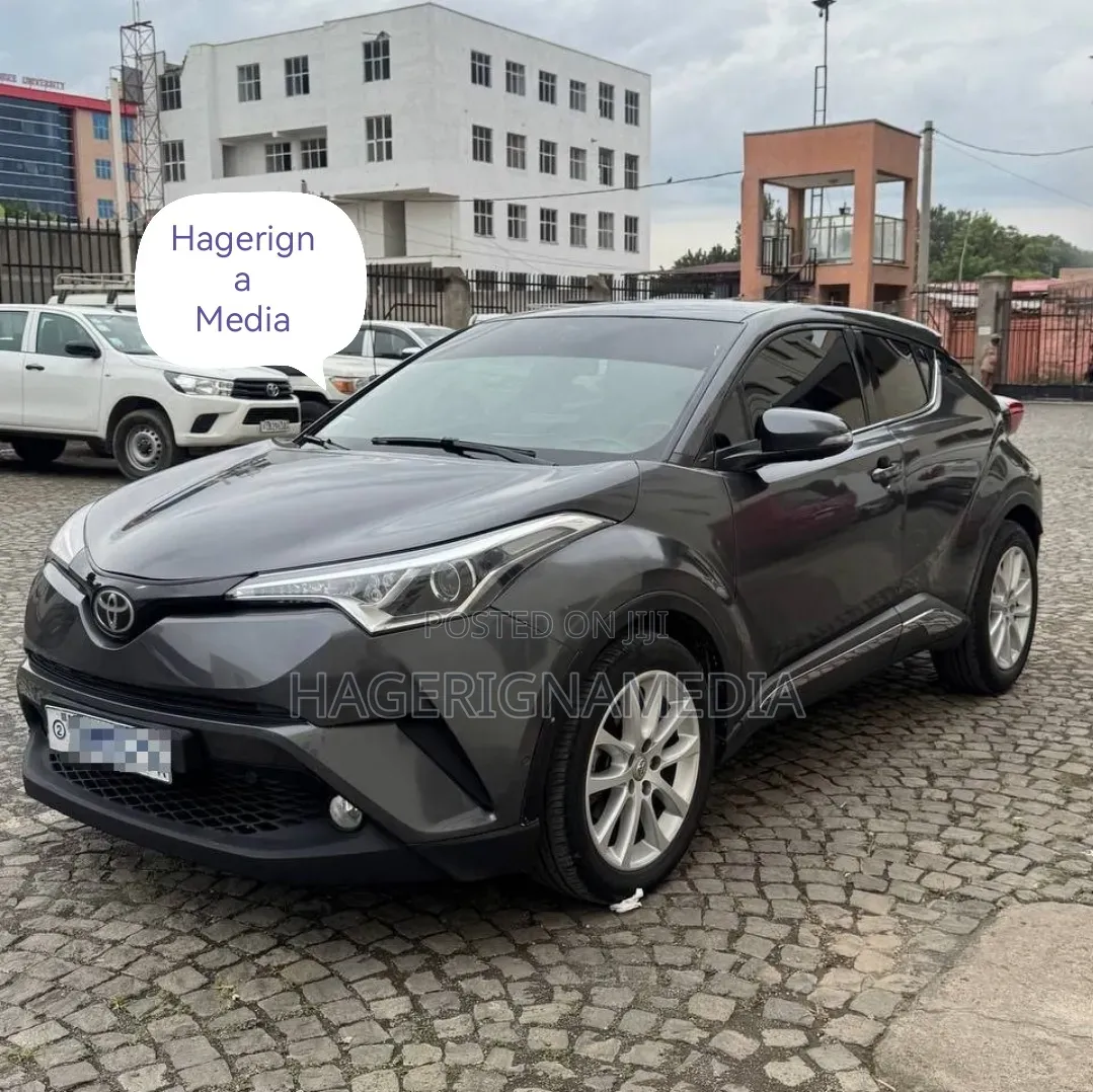 Toyota C-HR 2017 Gray