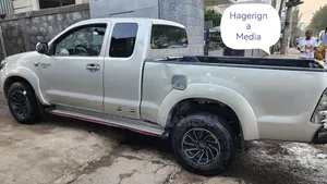 Toyota Hilux 2008 Silver