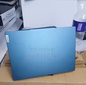 New Laptop Lenovo Yoga Pro 9i Aura Edition 16GB AMD Ryzen 7 SSD 512GB