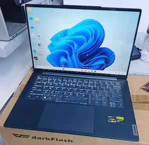 New Laptop Lenovo Yoga Pro 9i Aura Edition 16GB AMD Ryzen 7 SSD 512GB