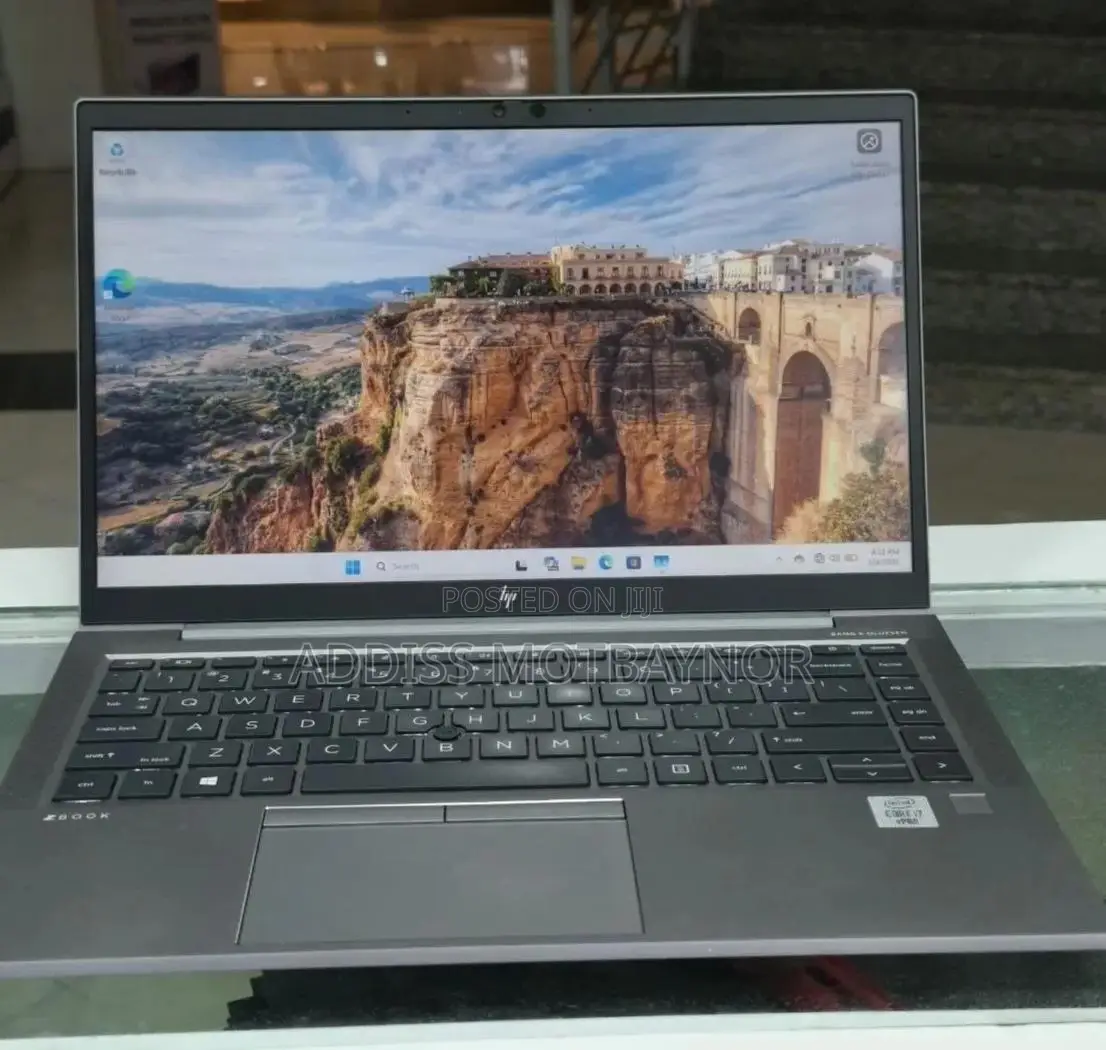New Laptop HP ZBook Power G7 16GB Intel Core i7 SSD 512GB
