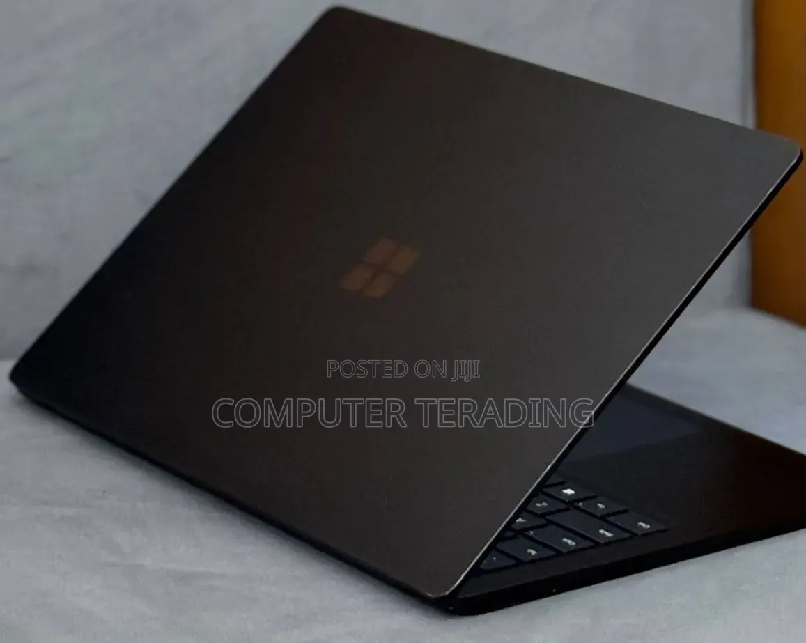 New Laptop Microsoft Surface Laptop 4 16GB Intel Core i7 SSD 256GB