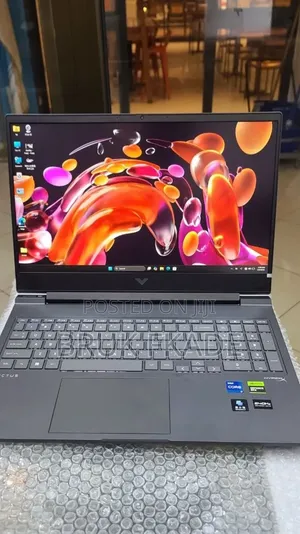 New Laptop HP Victus 16 16GB Intel Core i7 SSD 1T
