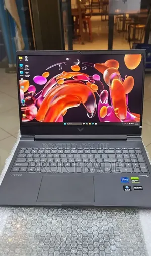 New Laptop HP Victus 16 16GB Intel Core i7 SSD 1T