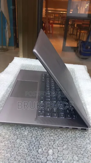 New Laptop HP Envy x360 16GB Intel Core Ultra 7 SSD 512GB