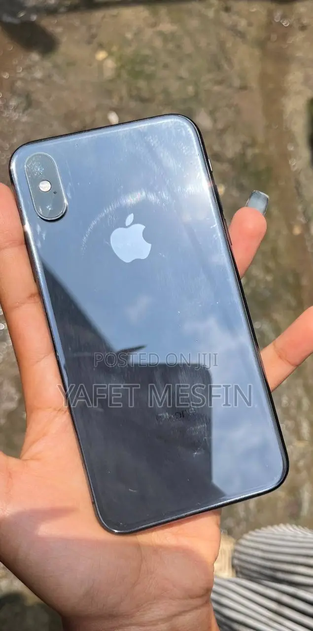 Apple iPhone XS 64 GB Black