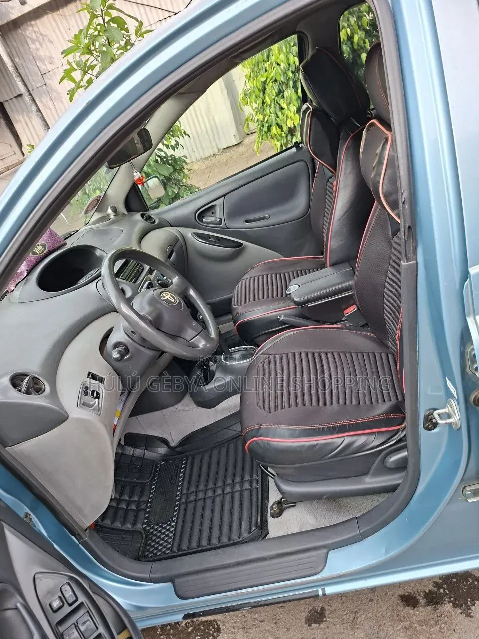 Toyota Vitz 2002 Blue