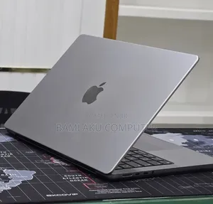 New Laptop Apple MacBook Pro 2021 M1 32GB Apple M1 Pro SSD 512GB