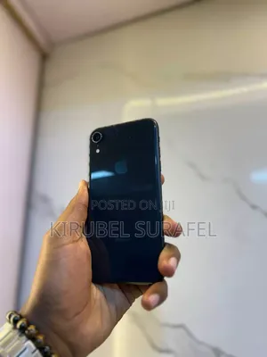 New Apple iPhone XR 128 GB Black