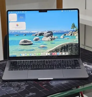New Laptop Apple MacBook Air 2022 M2 16GB Apple M2 SSD 256GB