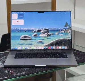 New Laptop Apple MacBook Pro 2021 M1 32GB Apple M1 Pro SSD 512GB