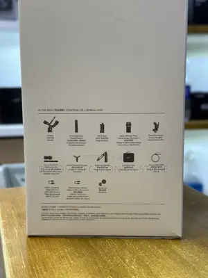 DJI RS 4 Combo Gimbal Stabilizer