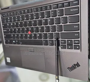 New Laptop Avita Liber V New 14 16GB Intel Core i7 SSD 512GB