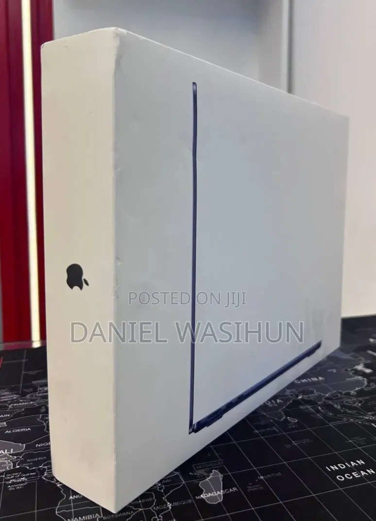 New Laptop Apple MacBook Air 2026 M5 16GB Apple M5 SSD 512GB