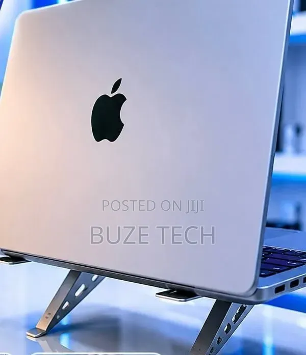 New Laptop Apple MacBook Pro 2021 M1 16GB Apple M1 Pro SSD 512GB