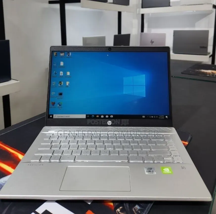 New Laptop HP Pavilion 15 16GB Intel Core i7 SSD 512GB