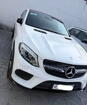 Mercedes-Benz GLE-Class 2017 White