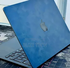 New Laptop Apple MacBook Air 2022 M2 16GB Apple M2 SSD 512GB