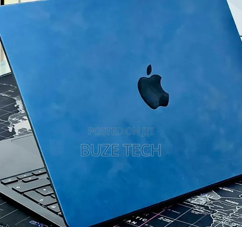 New Laptop Apple MacBook Air 2022 M2 16GB Apple M2 SSD 512GB
