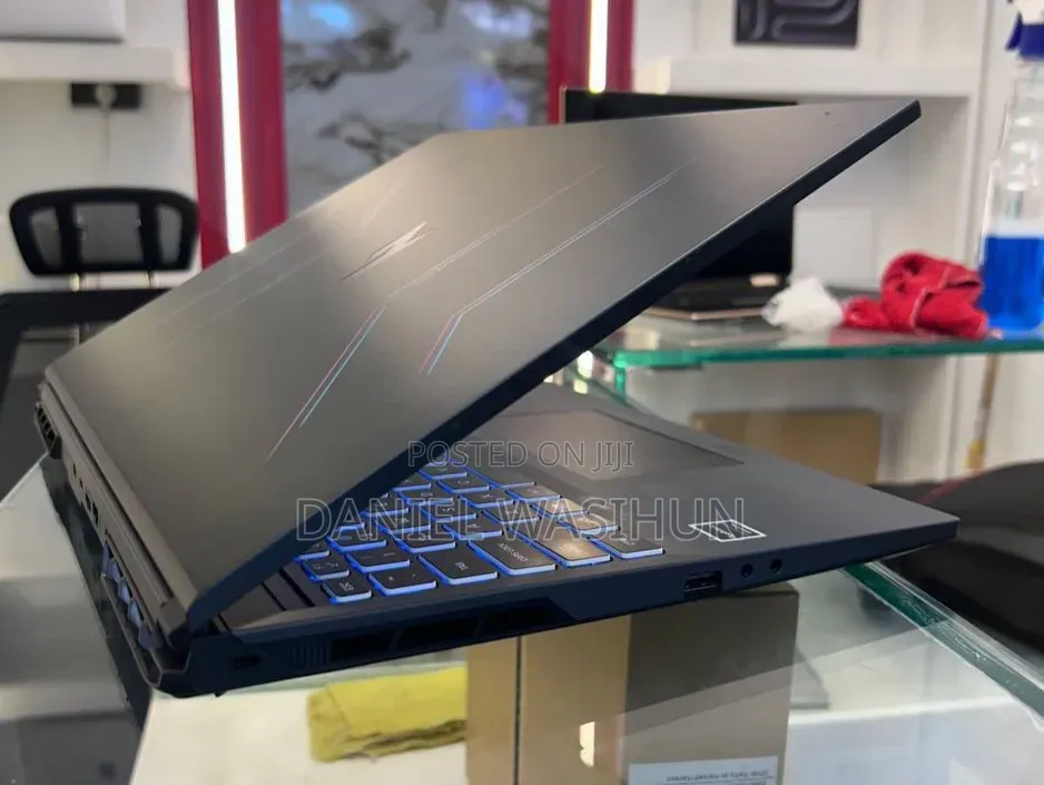 New Laptop Acer Nitro V 16 16GB Intel Core i7 SSD 1T