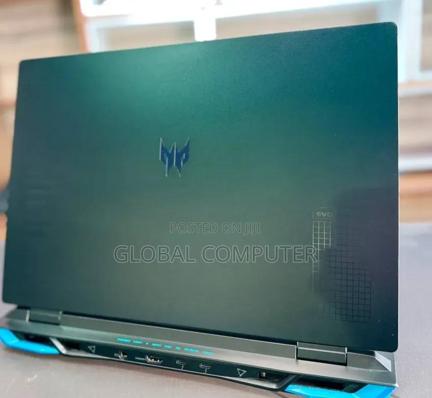 New Laptop Acer Predator Helios 16 16GB Intel Core i7 SSD 512GB