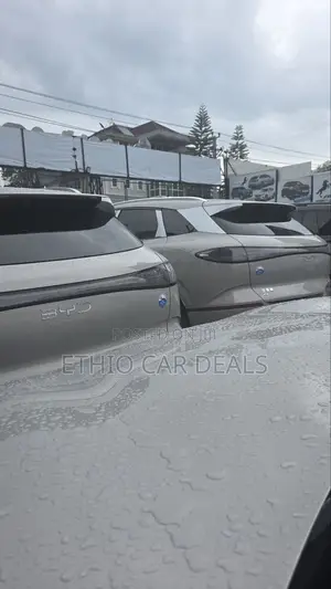 BYD Sealion 06 EV 2025 Off white