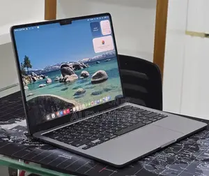 New Laptop Apple MacBook 16GB Apple M2 SSD 512GB