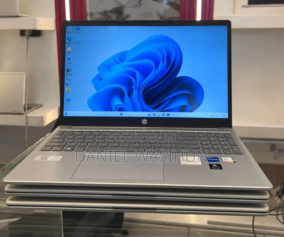 New Laptop HP Stream Notebook 16GB Intel Core i5 SSD 1T