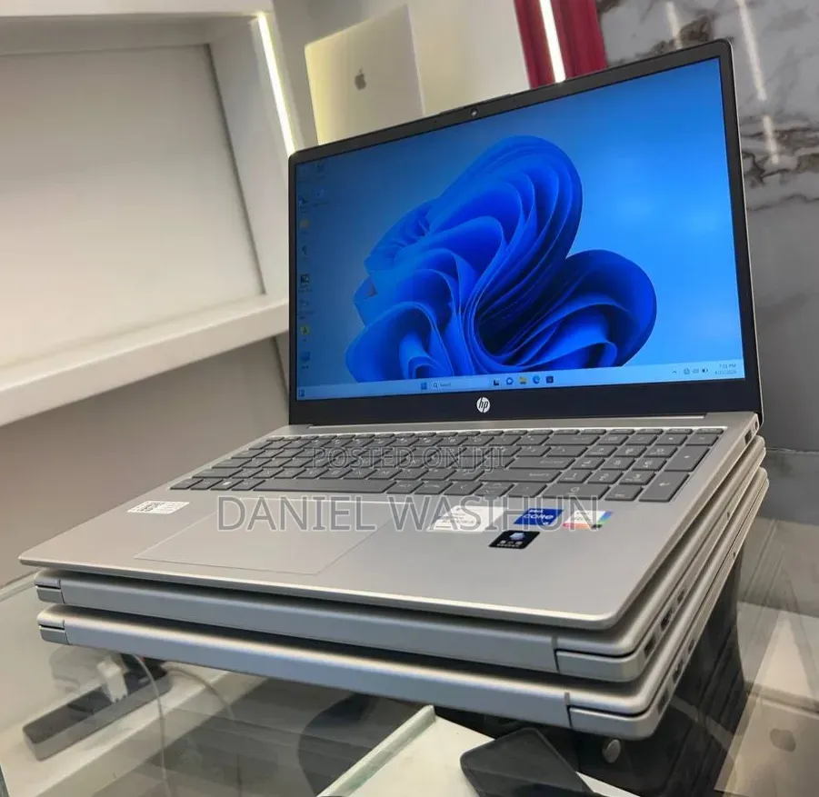 New Laptop HP Stream Notebook 16GB Intel Core i5 SSD 1T