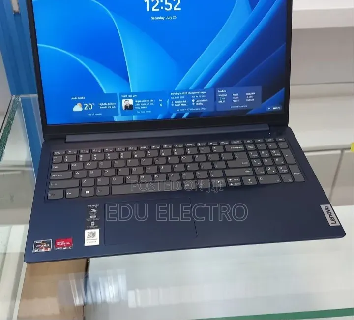 New Laptop Lenovo IdeaPad 1 8GB AMD Ryzen 5 SSD 256GB