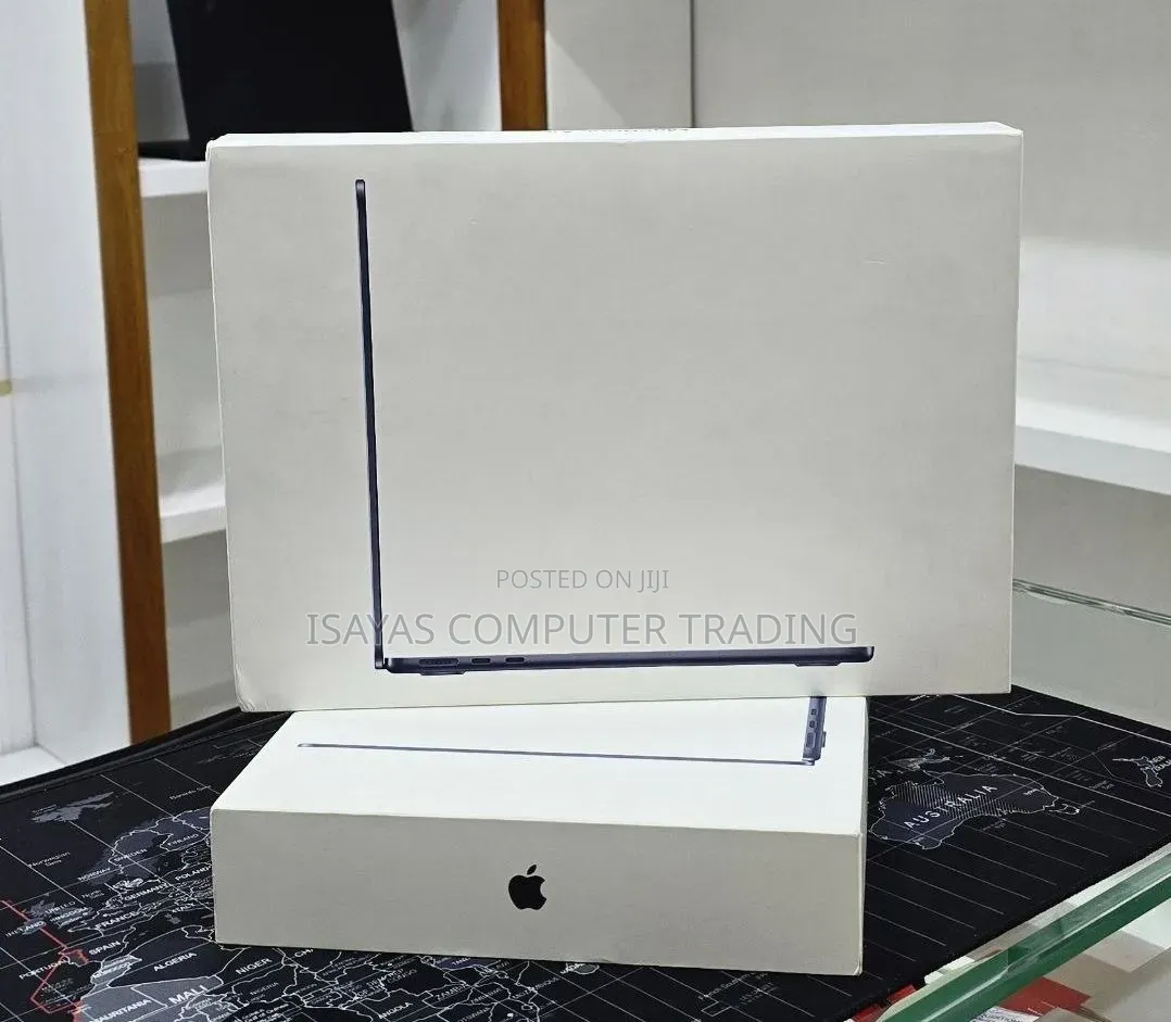 New Laptop Apple MacBook Air 2026 M5 16GB Apple M5 SSD 512GB