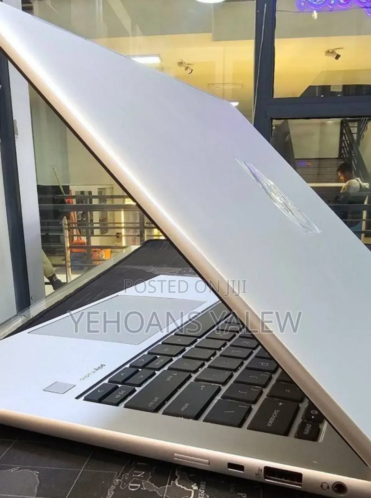 New Laptop HP EliteBook 840 10 16GB Intel Core i7 SSD 512GB