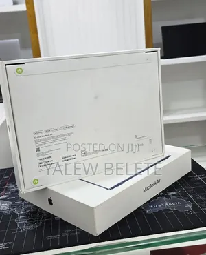 New Laptop Apple MacBook Air 2026 M5 16GB Apple M5 SSD 512GB