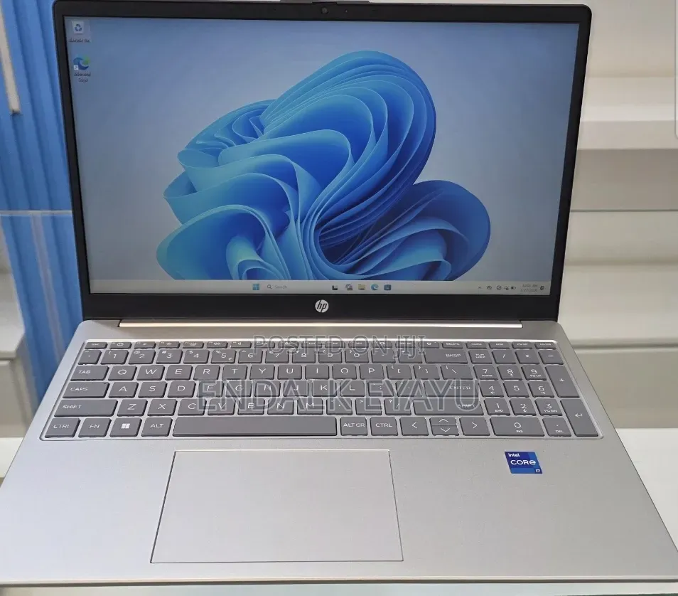New Laptop HP 16GB Intel Core i7 SSD 1T
