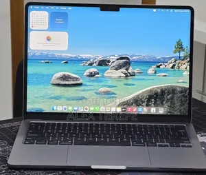 New Laptop Apple MacBook Air 2022 M2 16GB Apple M2 SSD 256GB