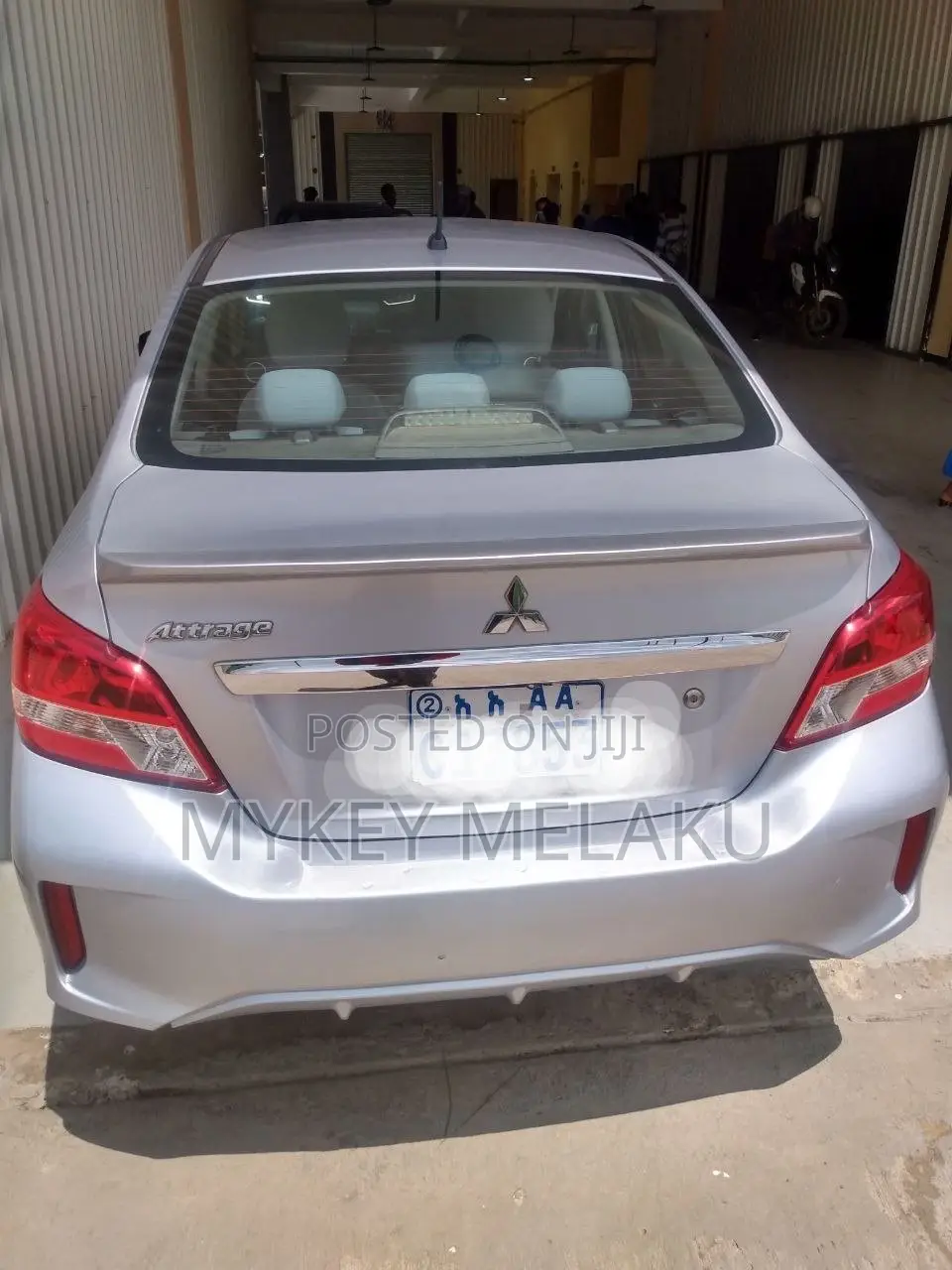 Mitsubishi Attrage 2022 Silver