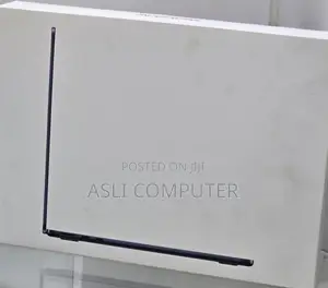 New Laptop Apple MacBook Air 2026 M5 16GB Apple M5 SSD 512GB