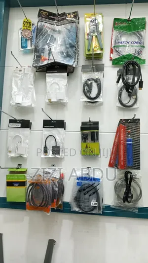 Keyboard, Vga Cable, USB Converter, HDMI Converter 