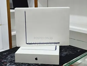 New Laptop Apple MacBook Air 2026 M5 16GB Apple M5 SSD 512GB