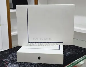 New Laptop Apple MacBook Air 2026 M5 16GB Apple M5 SSD 512GB