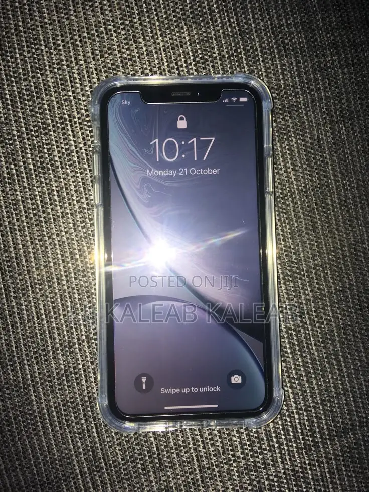 Apple iPhone XR 128 GB White
