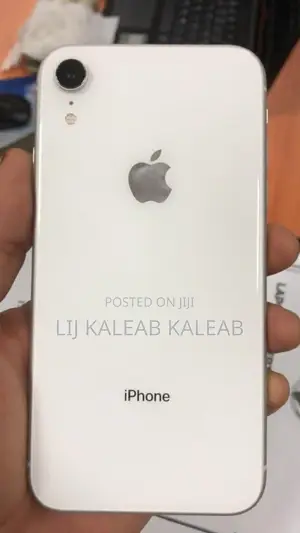 Apple iPhone XR 128 GB White