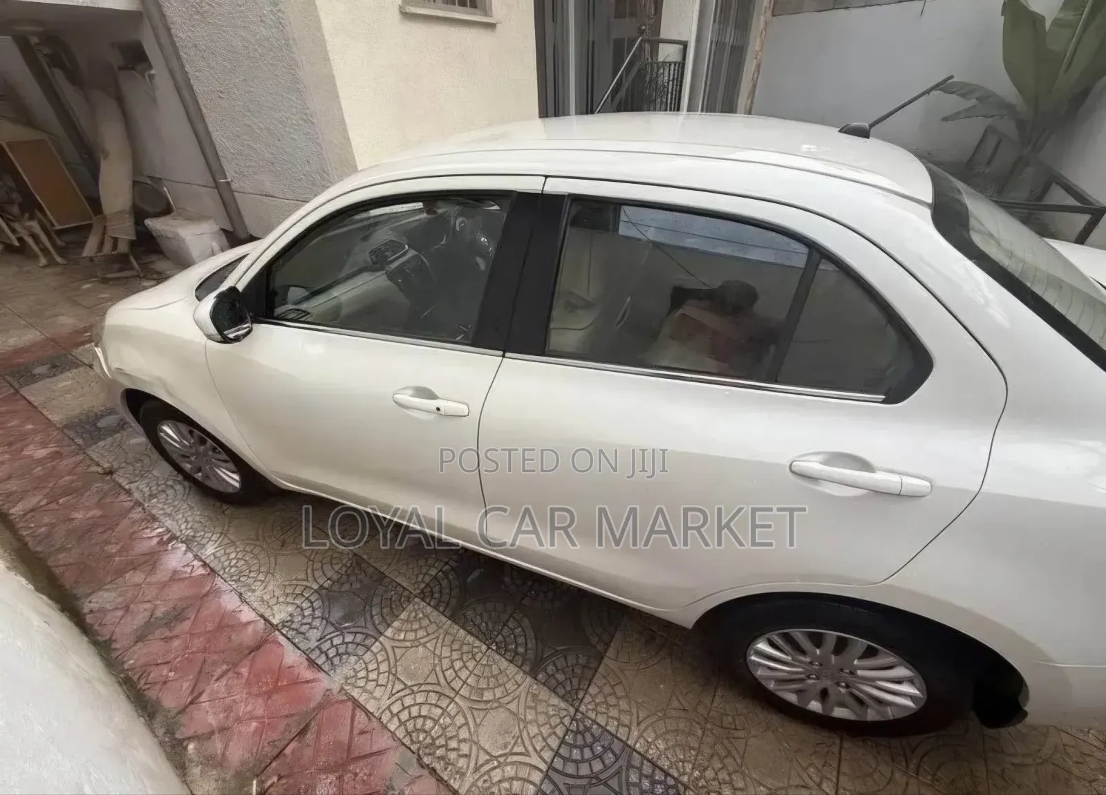 Suzuki Dzire 2020 White