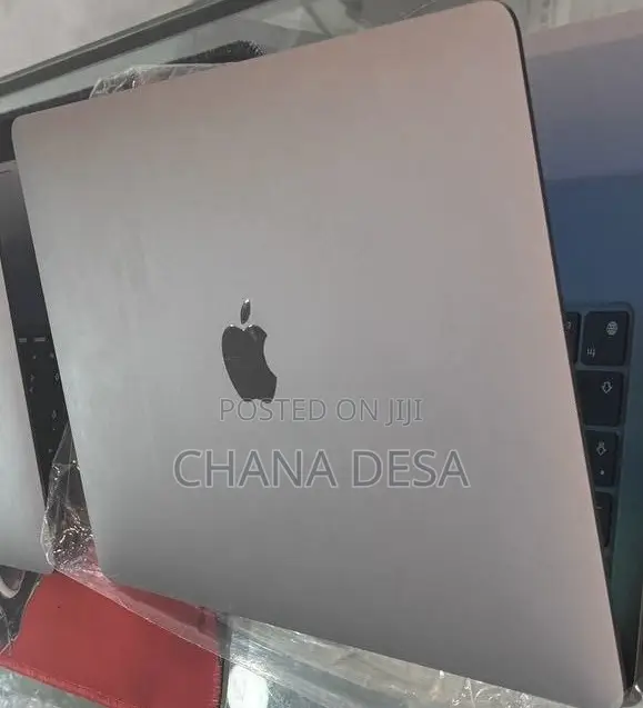 New Laptop Apple MacBook Air 2025 M4 16GB Apple M4 SSD 256GB