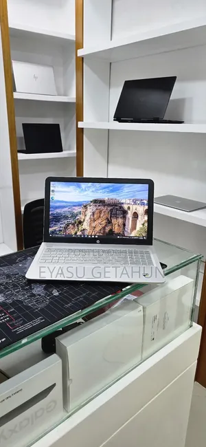 New Laptop HP Envy 6 12GB Intel Core i5 HDD 1T