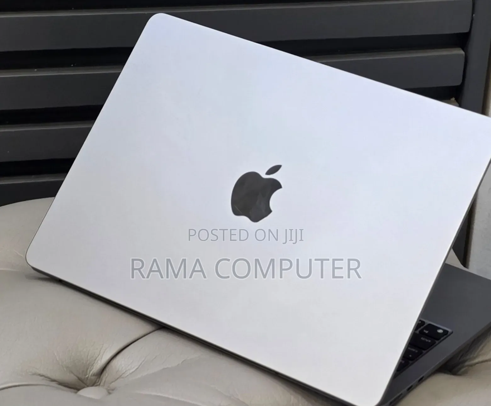 New Laptop Apple MacBook Air 2022 M2 8GB Apple M2 SSD 512GB