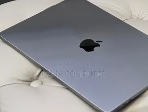 New Laptop Apple MacBook Air 2022 M2 8GB Apple M2 SSD 512GB