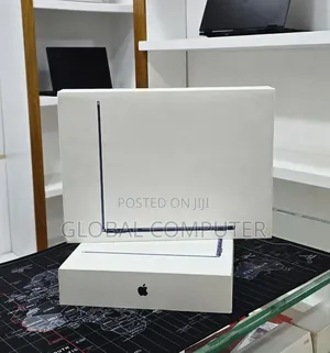 New Laptop Apple MacBook Air 2026 M5 16GB Apple M5 SSD 512GB