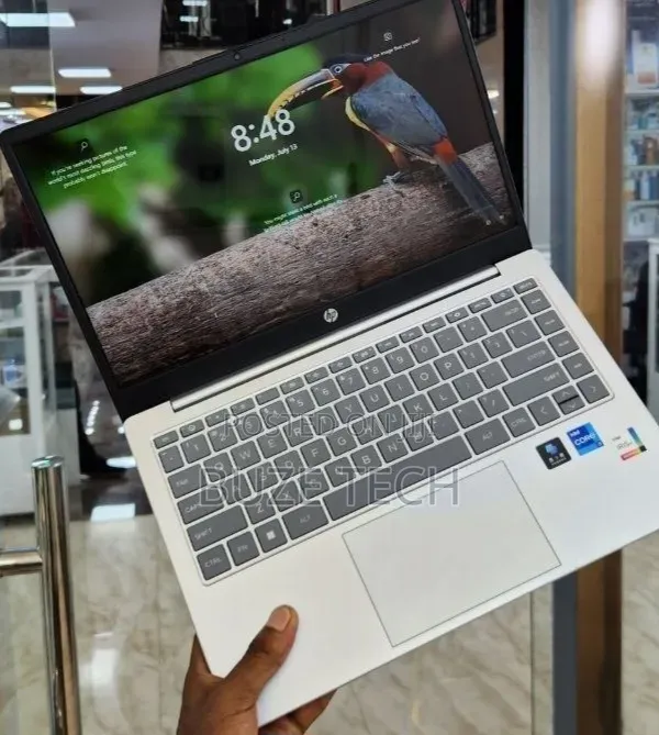 New Laptop HP Stream Notebook 16GB Intel Core i7 SSD 512GB