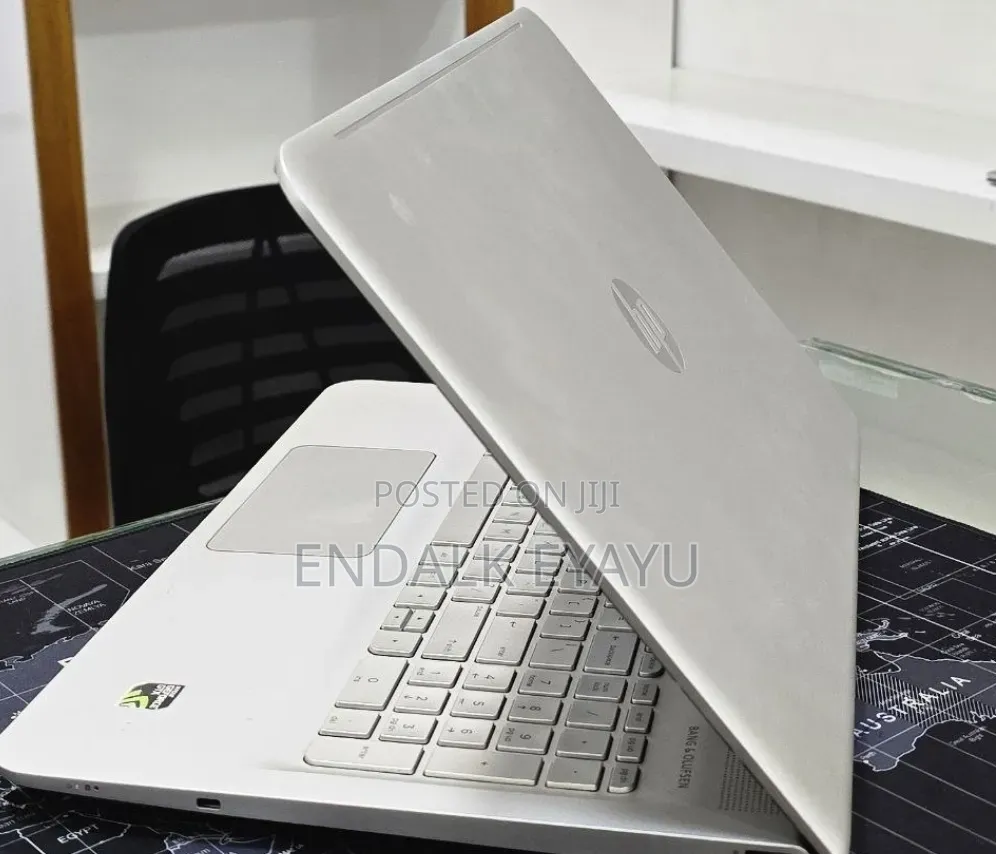 New Laptop HP Envy 15 12GB Intel Core i5 HDD+SSD 128GB